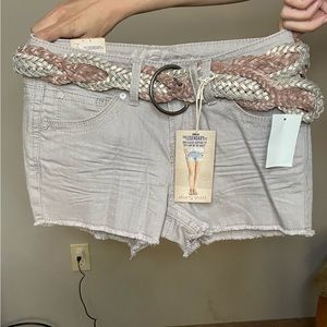 Size 3 Wallflower shorts with belt